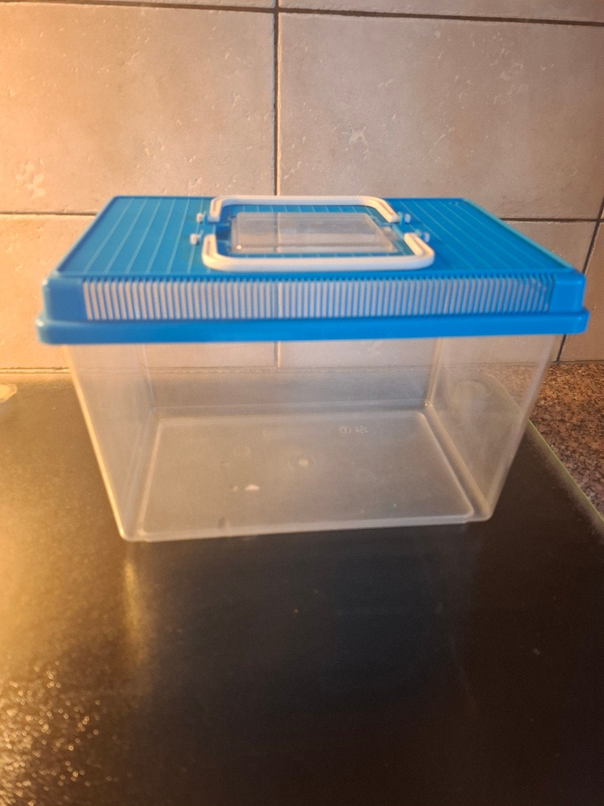 Faunabox vervoersbak vissenkom, Ophalen, Gebruikt, Overige merken, Inclusief deksel