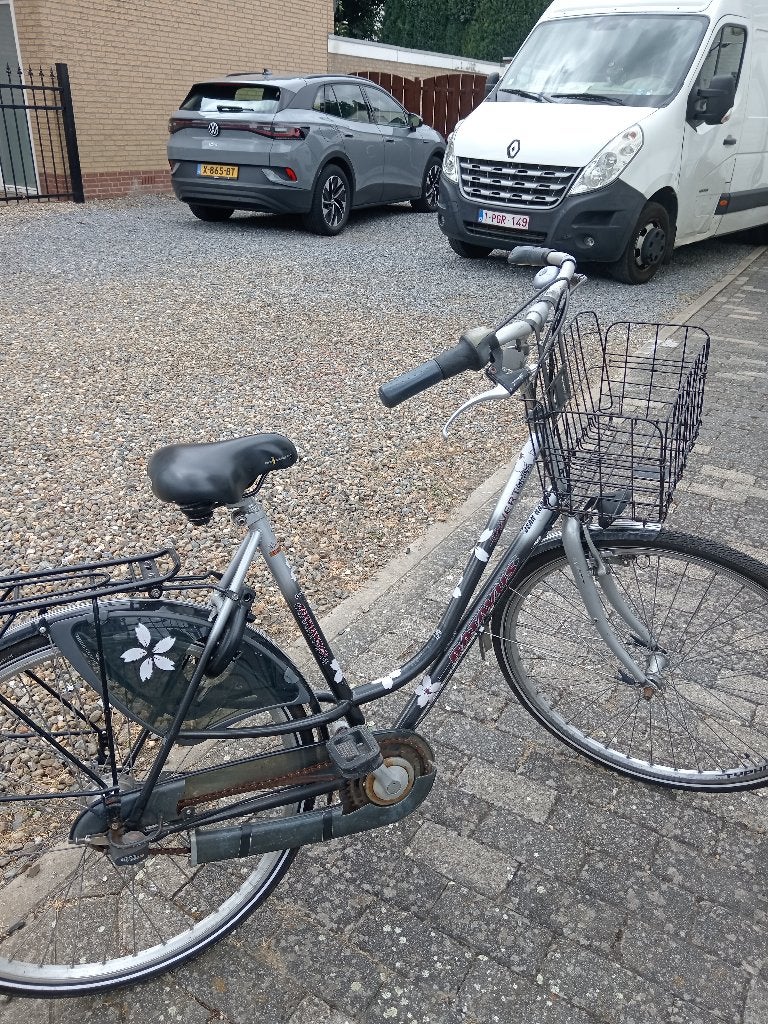 Woman's Bike with Gears, Brakes & Basket, Gebruikt, Velgrem, 47 tot 50 cm, Versnellingen