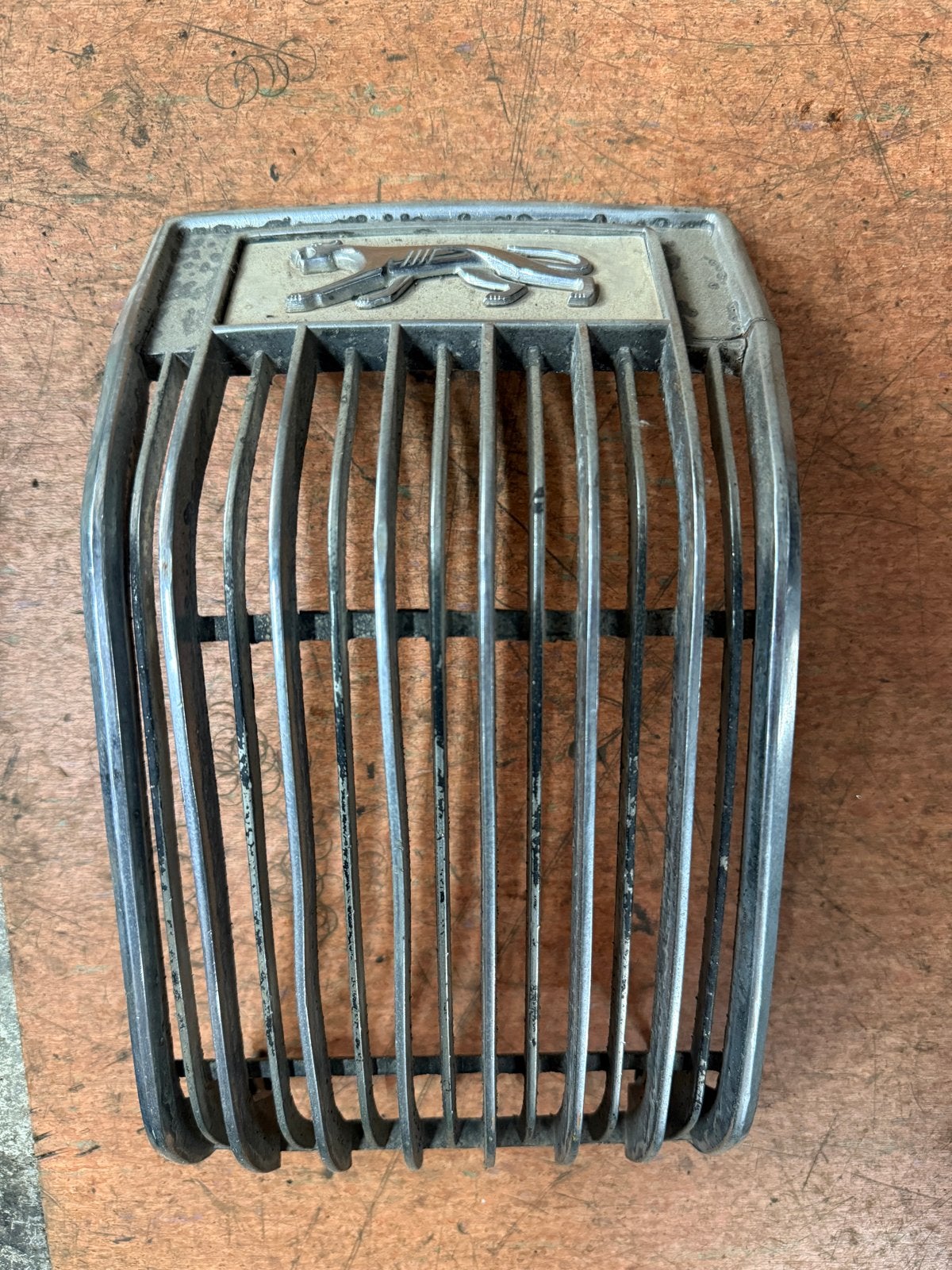 Grille middenstuk van een 1970 Mercury Cougar, Auto-onderdelen, Gebruikt, Voor, Amerikaanse onderdelen, Ophalen of Verzenden
