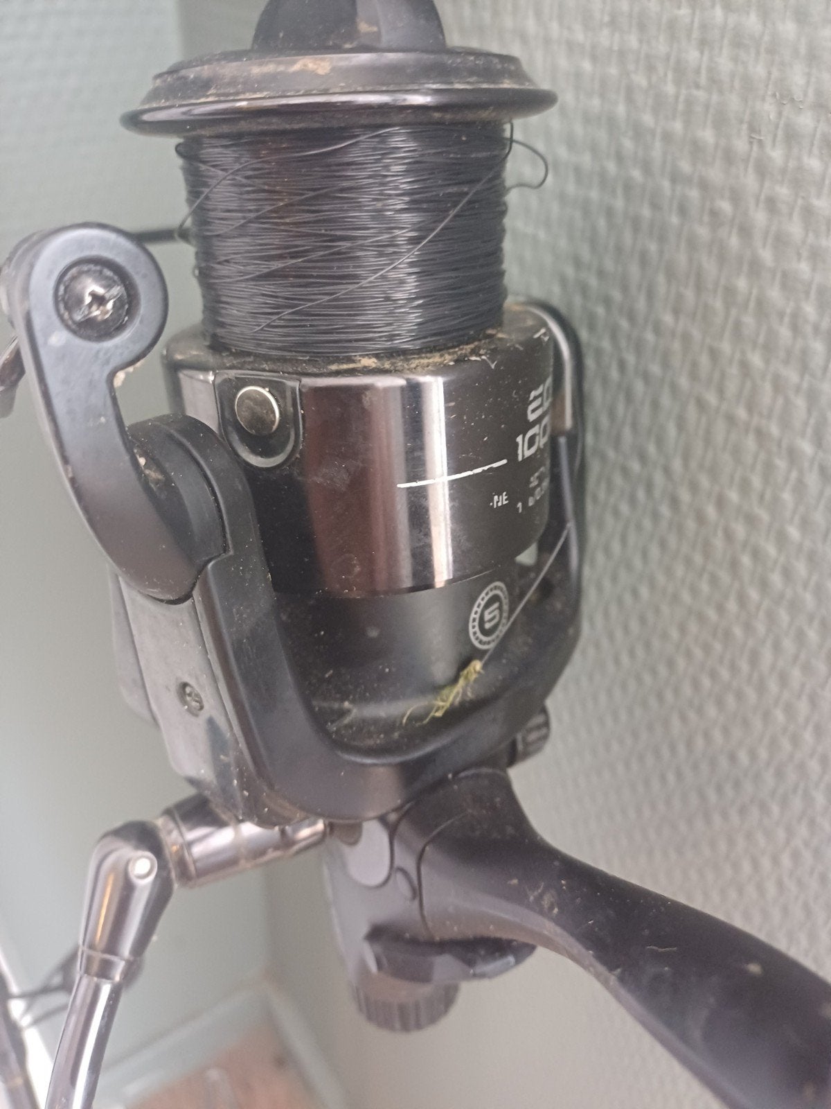 JRC Fox Molens 1000 met 2 karperhengels 12ft, Ophalen, Gebruikt, Complete hengel