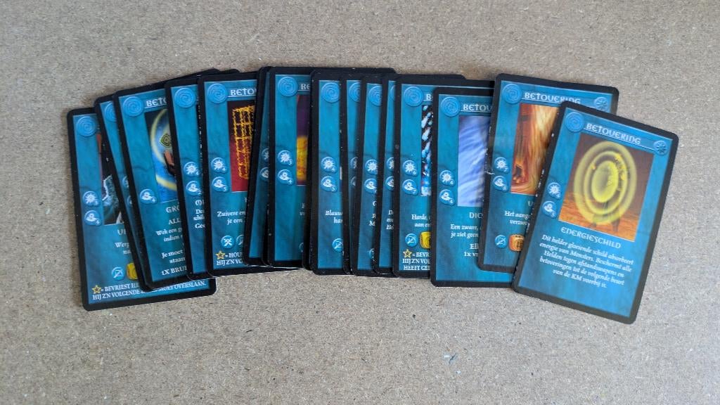 Dungeons & Dragons Fantasy in een spannend bordspel Cards, Ophalen of Verzenden