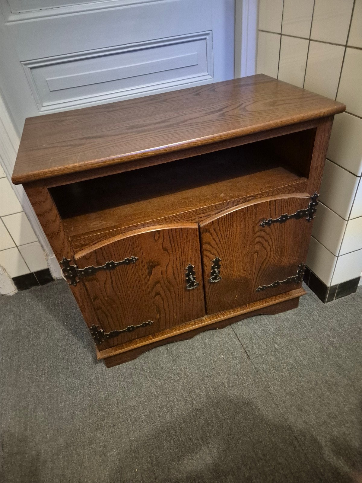 Mooi oud tv kastje, Ophalen, 50 tot 100 cm, Zo goed als nieuw, Minder dan 100 cm