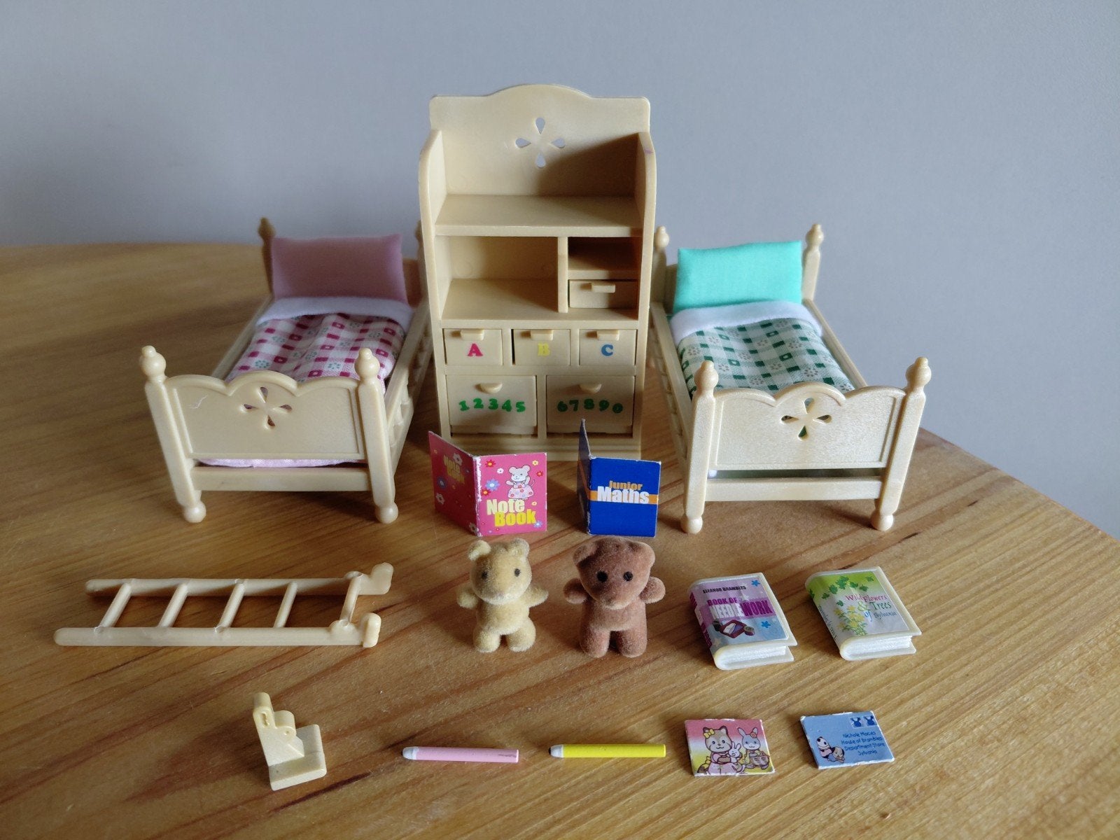 Sylvanian Families stapelbed/kinderkamer, Ophalen of Verzenden, Zo goed als nieuw, Poppenhuis