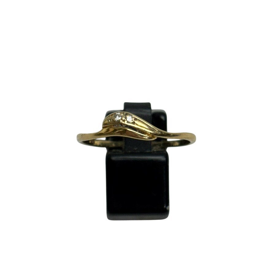 Antieke 14 karaat gouden ring met diamanten, Ophalen of Verzenden, Zo goed als nieuw, 17 tot 18, Dame
