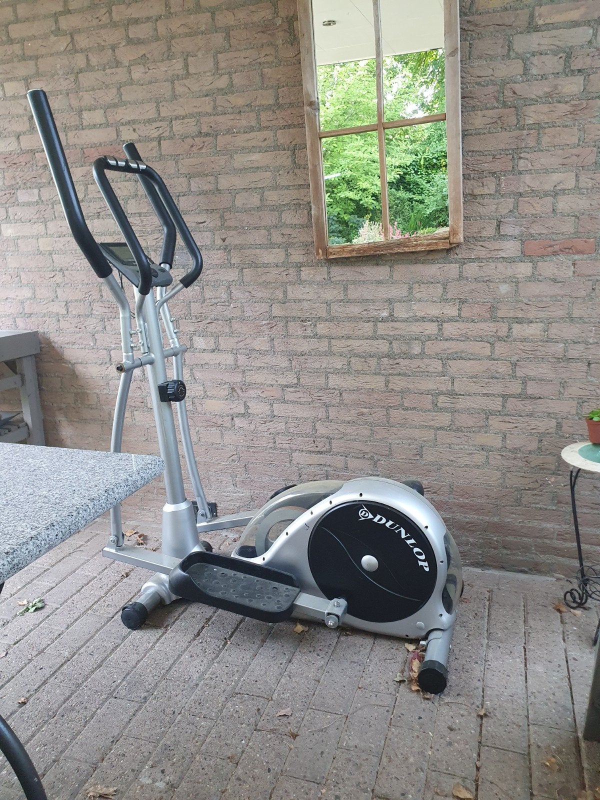Mooie stevige Dunlop crosstrainer, Ophalen of Verzenden, Gebruikt, Armen, Crosstrainer