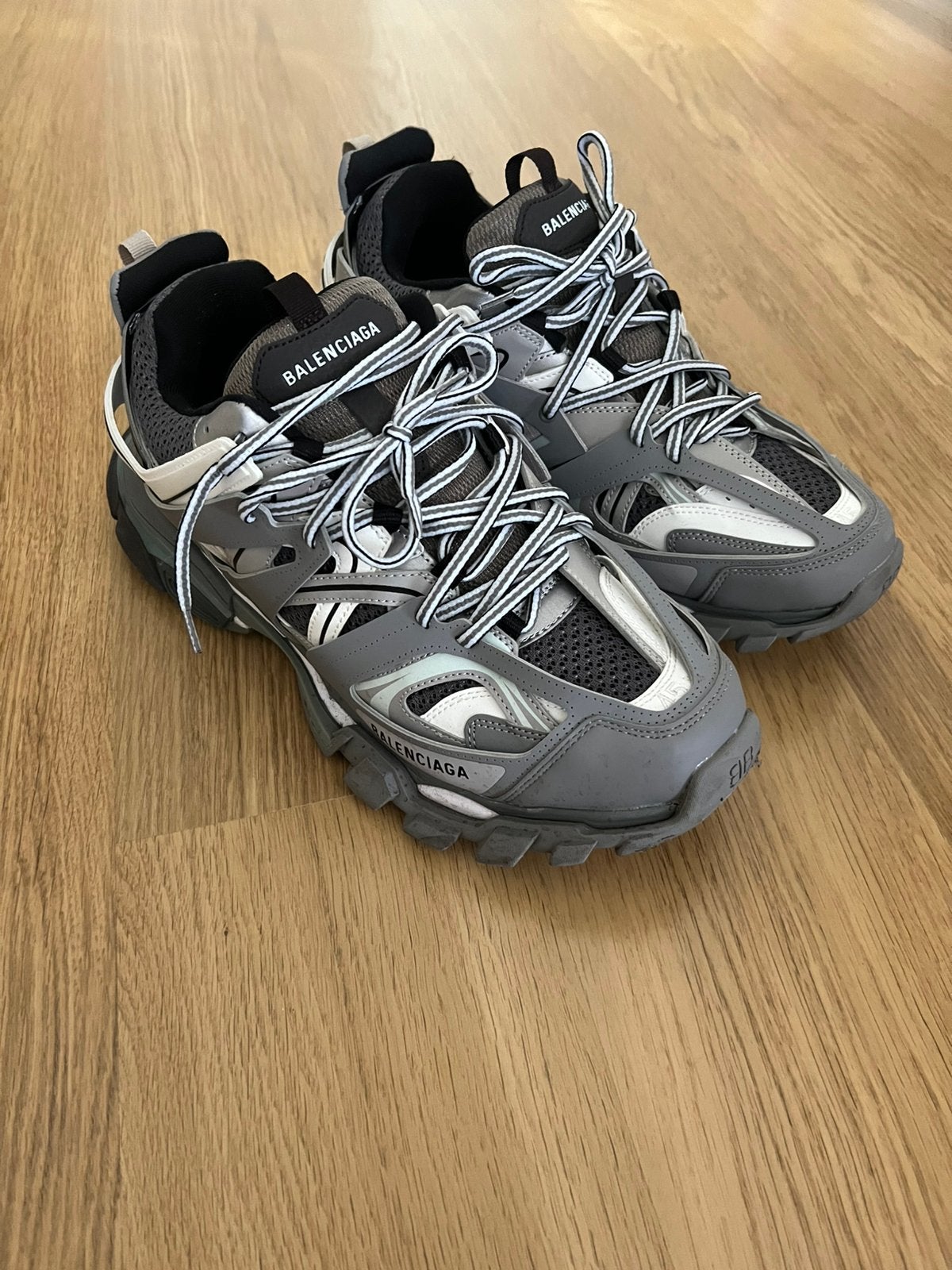 Balenciaga Tracks, Kleding | Heren, Schoenen, Overige kleuren, Ophalen of Verzenden, Sneakers of Gympen, Zo goed als nieuw