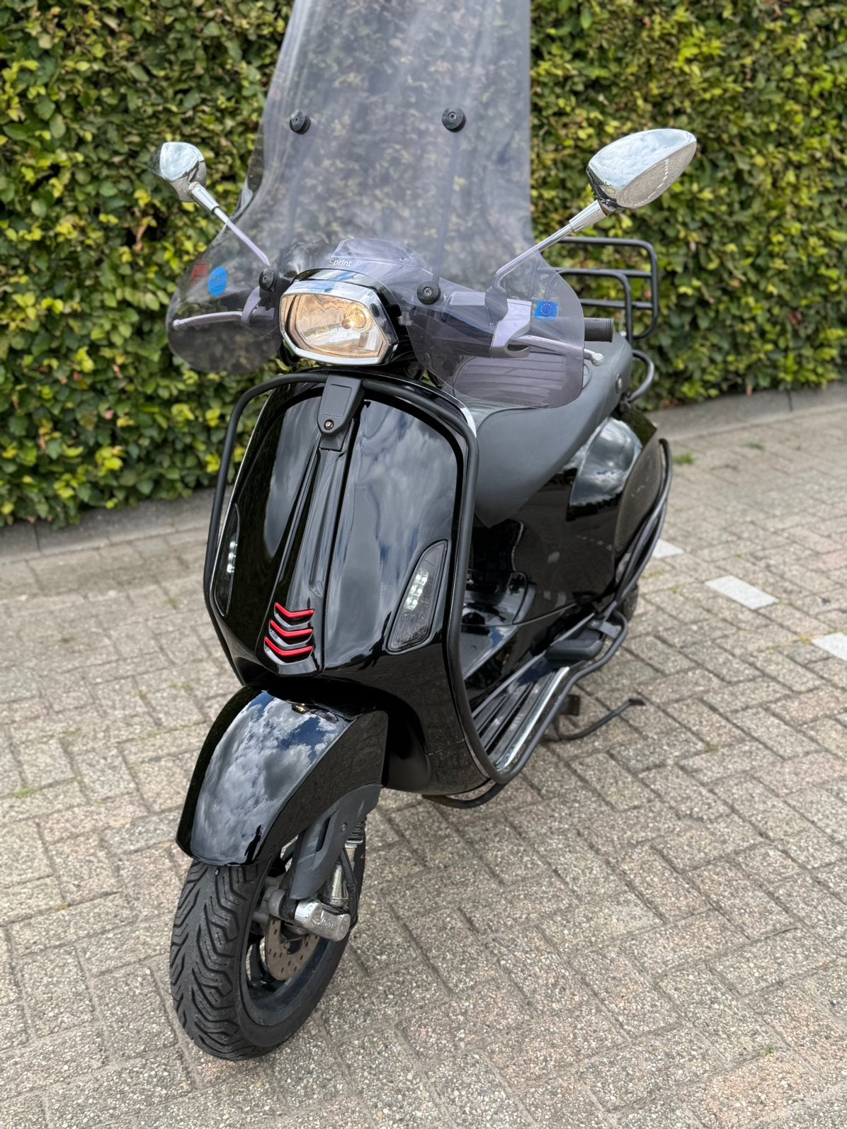 Vespa sprint Zwart, Ophalen, Zo goed als nieuw, Benzine