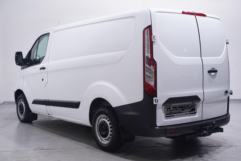 Ford Transit Custom 2.2 TDCI 100 pk L1H1 APK 05-2027, Trekha, Auto's, Voorwielaandrijving, Euro 5, Gebruikt, 4 cilinders