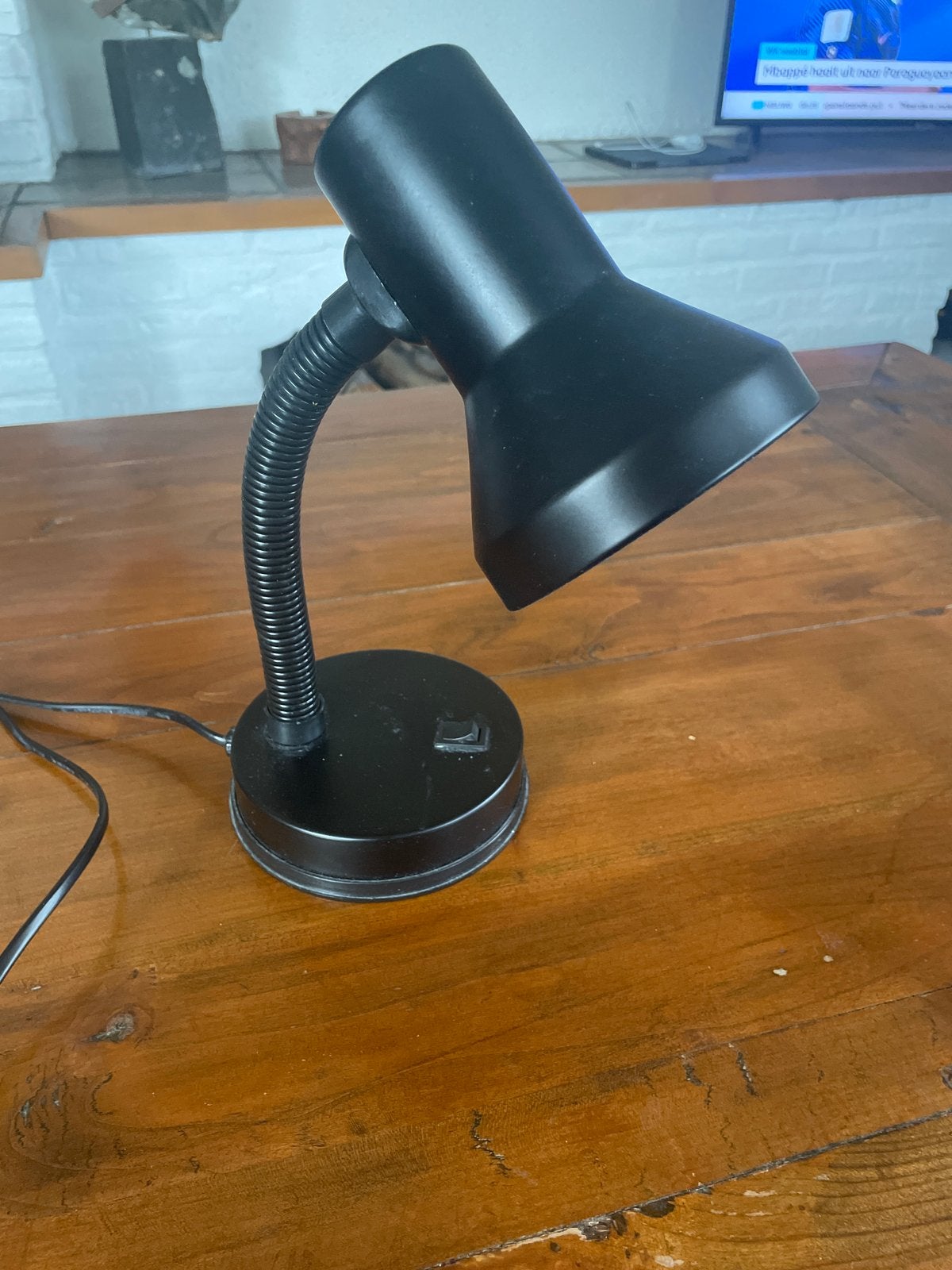 Zwarte Bureaulamp met Flexibele Hals - Kenwell Lighting, Huis en Inrichting, Lampen | Tafellampen, Gebruikt, Overige merken, Zwart