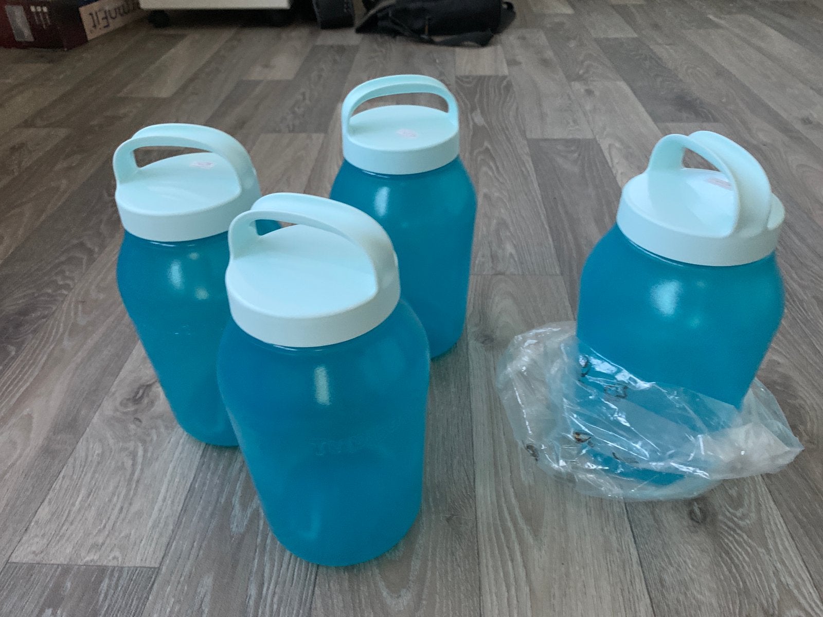 Tupperware Yar 3 liter per stuk, Huis en Inrichting, Keuken | Tupperware, Tupperware, Bewaardoos, 3 liter, Nieuw