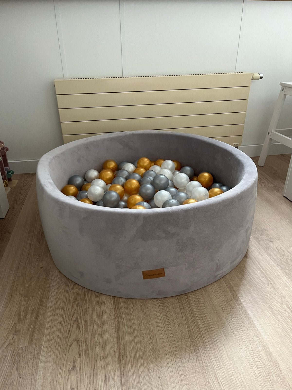 Ballenbak Kidsdouche met 200 ballen - velvet taupe Grijs, Ophalen, Zo goed als nieuw, Jongen of Meisje
