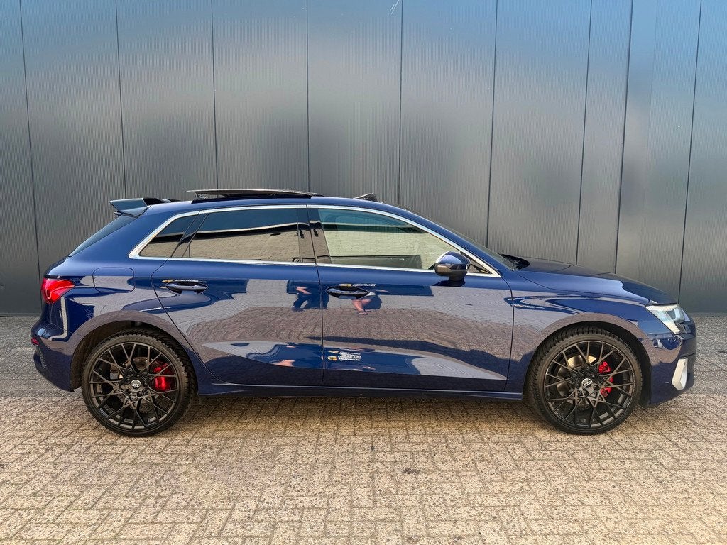 Audi A3 Sportback 35 TFSI Pano | NL Auto | StoelVW |, Auto's, 4 cilinders, 150 pk, Blauw, Origineel Nederlands