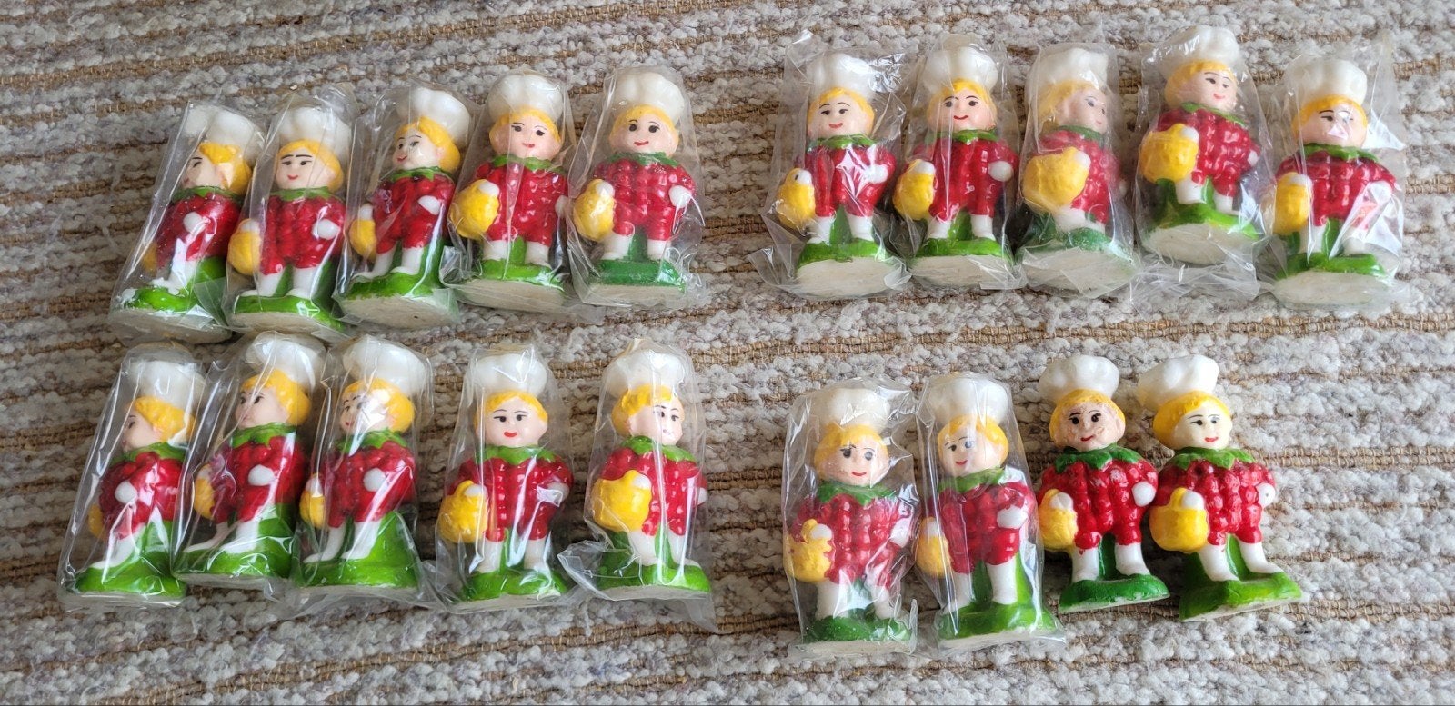 19 Flipje van Tiel kaarsjes, ca. 9cm hoog, Meerkleurig, Overige materialen, Overige stijlen, Nieuw