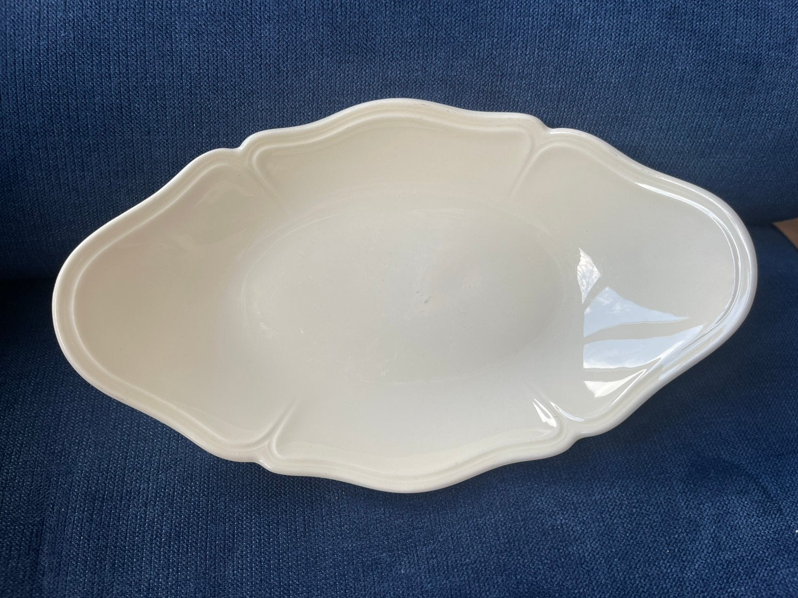 Wedgwood Queens Shape ovale serveerschaal. 25 x 15 cm. Gaaf, Ophalen of Verzenden