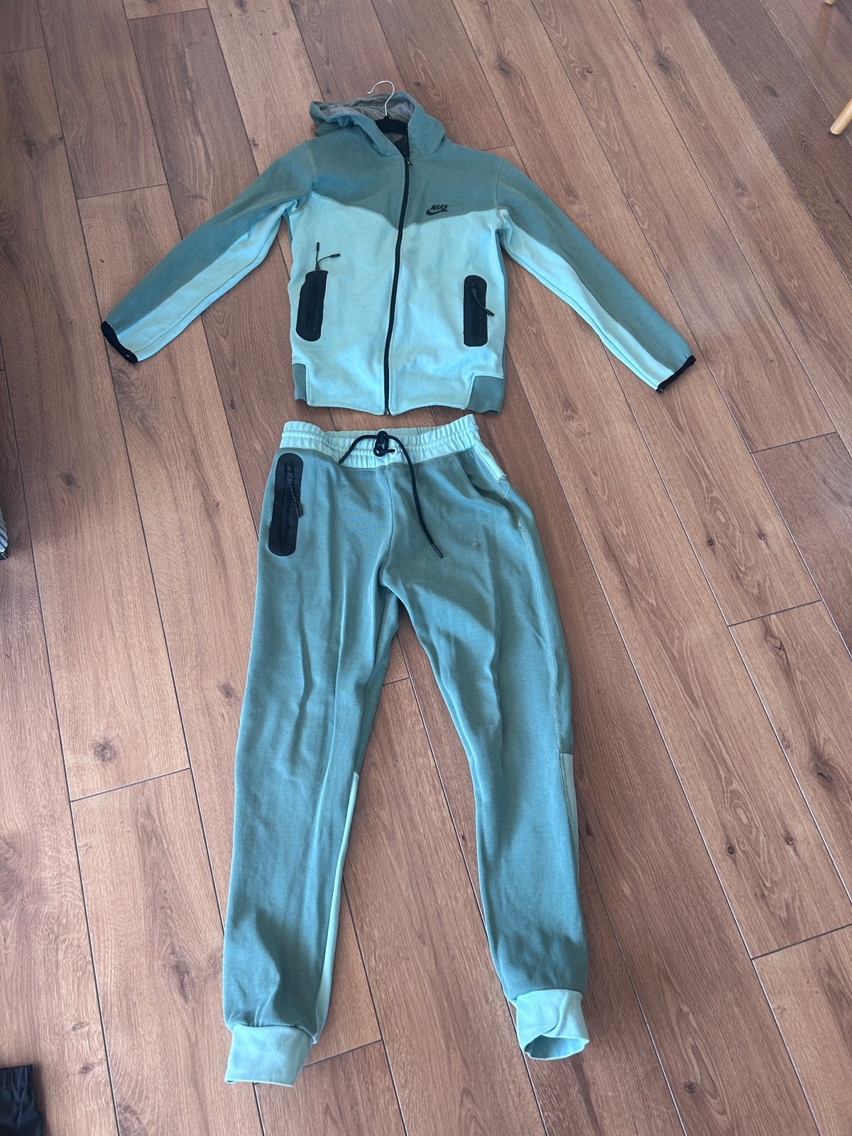 Nike pak maat 140, Ophalen of Verzenden, Zo goed als nieuw, Jongen of Meisje