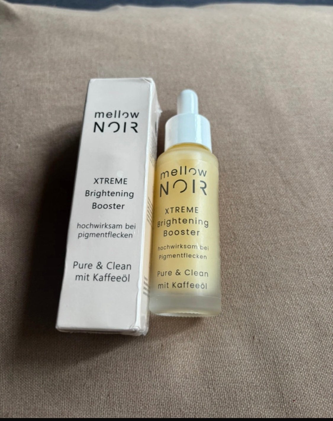 Mellow Noir Xtreme Brightening Booster, Ophalen of Verzenden, Nieuw, Gehele gezicht, Verzorging