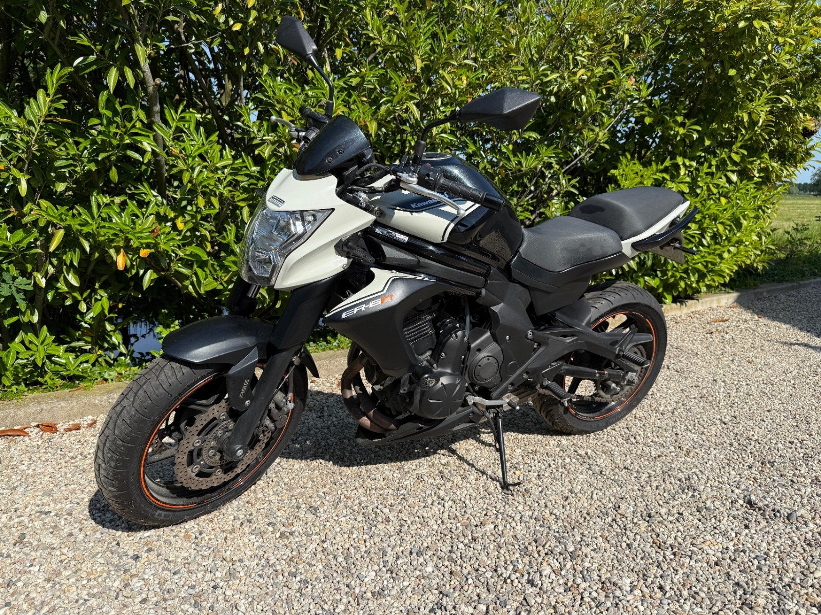 Kawasaki er6n 2015, Motoren, Particulier, Naked bike