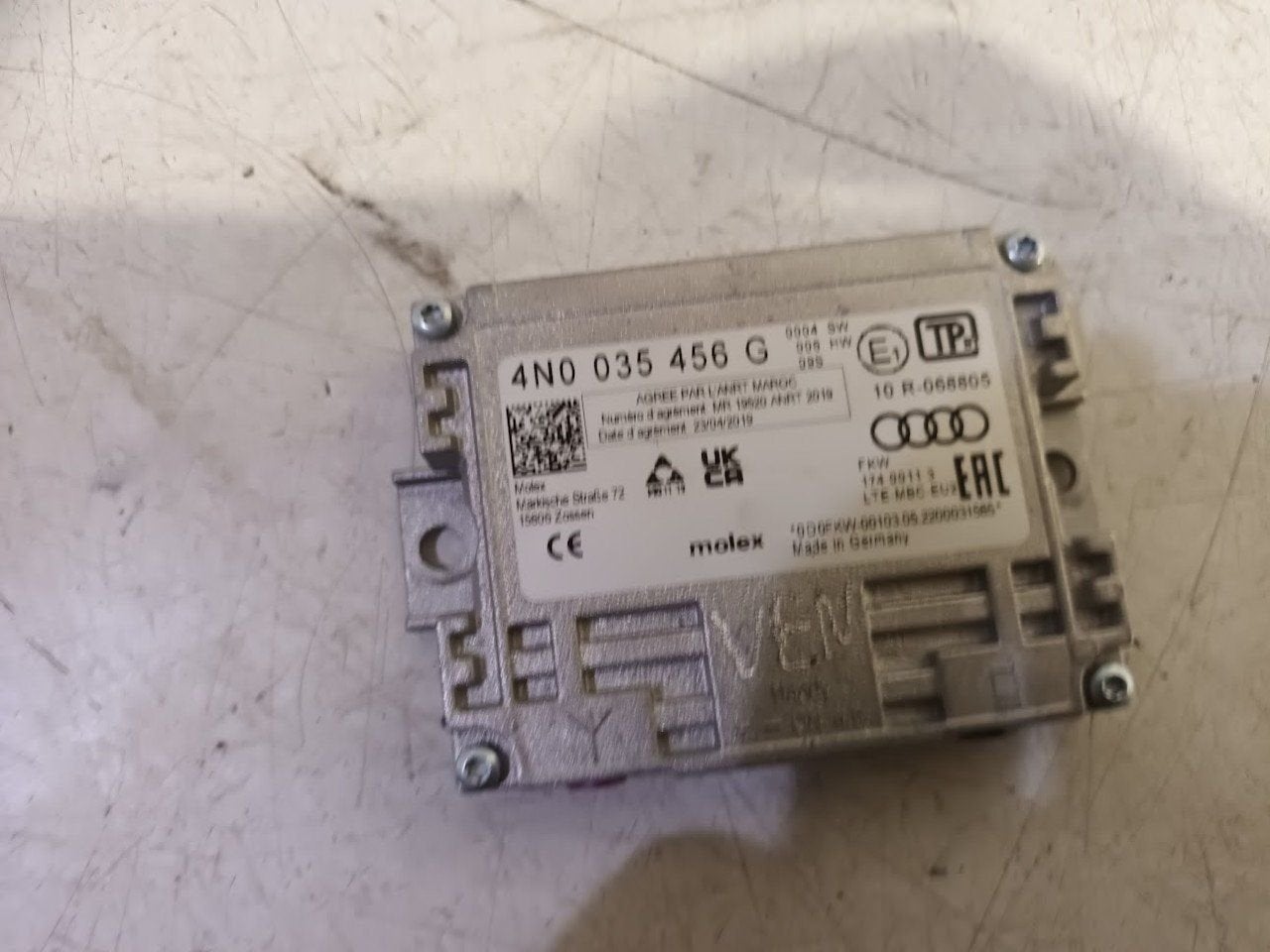 Antenne versterker Skoda Superb, Auto diversen, Autoradio's, Ophalen of Verzenden, Van der Ven Autorecycling B.V., Onderdelen@venauto.nl