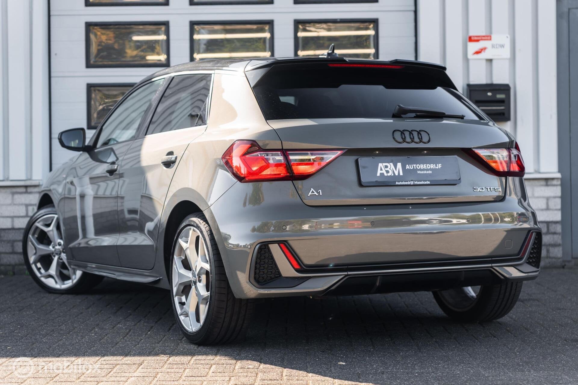 Audi A1 Sportback 30 TFSI Pro Line S, Auto's, Lichtsensor, 116 pk, Bedrijf, 1100 kg