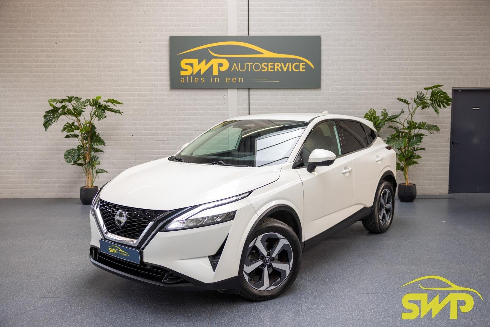 Nissan Qashqai 1.3 MHEV Xtronic N-Connecta | 360 camera | Di, Auto's, Stof, Gebruikt, Euro 6, 4 cilinders