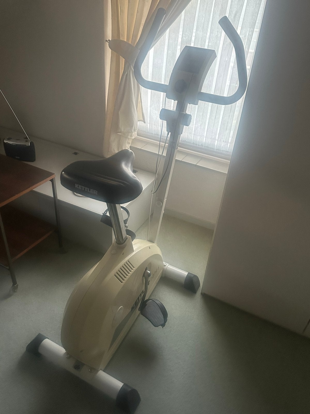 Kettler Hometrainer - Zo goed als nieuw, Ophalen, Zo goed als nieuw, Metaal, Benen