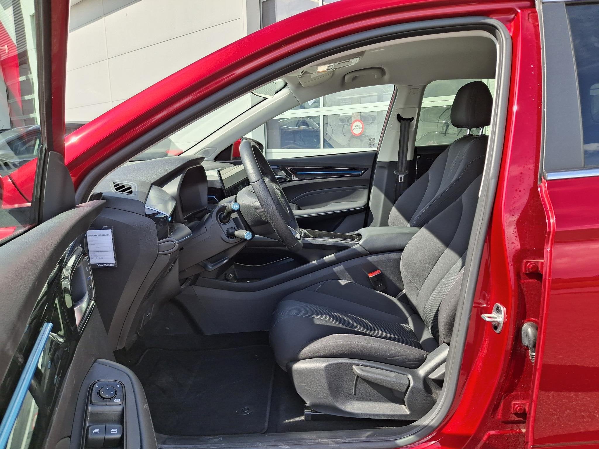 MG MG5 Electric Standard Range Comfort 50 kWh | Keyless Entr, Auto's, Stof, Gebruikt, Origineel Nederlands, 320 km
