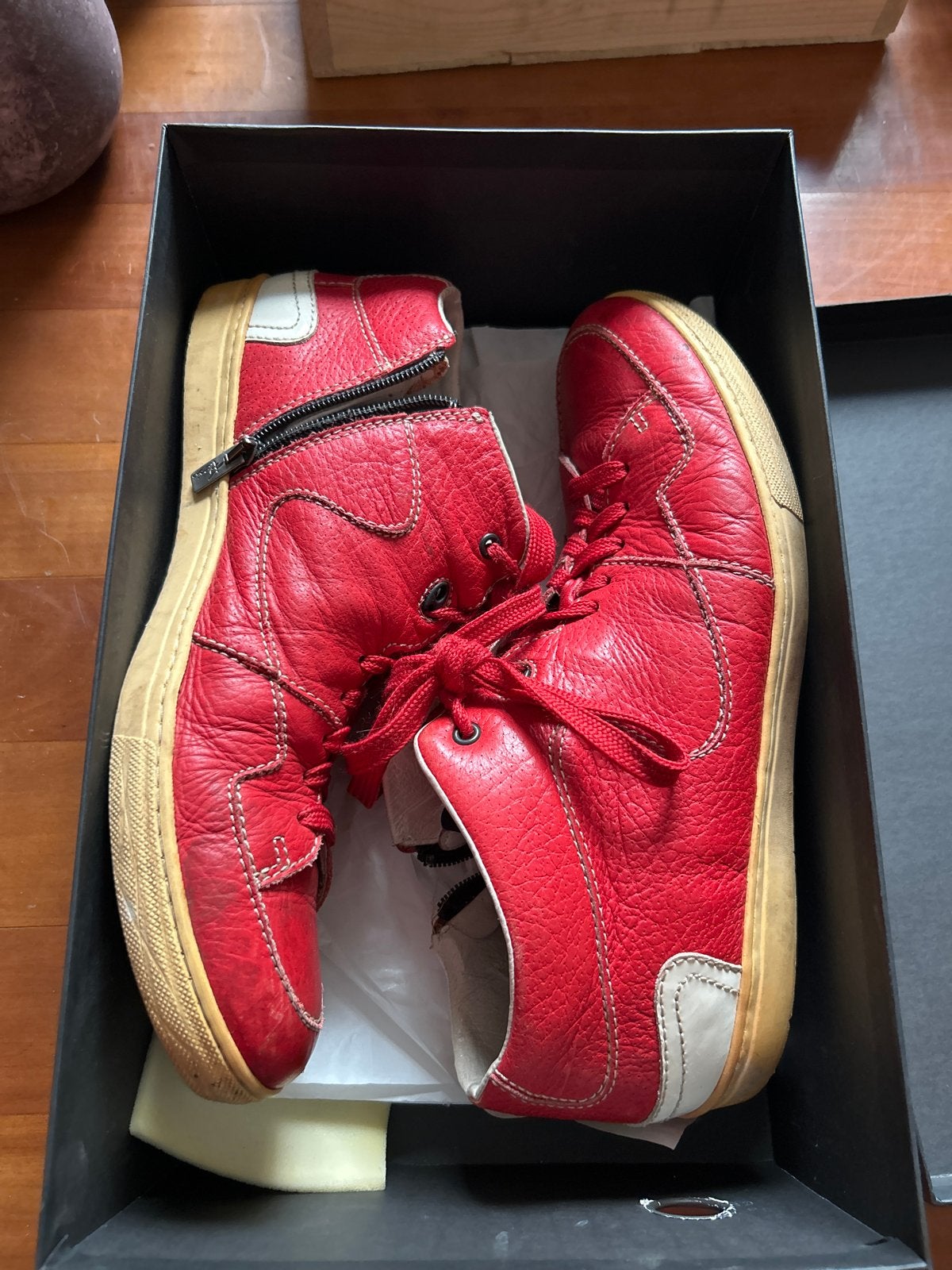 Floris van Bommel rode sneakers - Maat 44 UK 9 1/2, Ophalen of Verzenden, Gedragen, Sneakers of Gympen