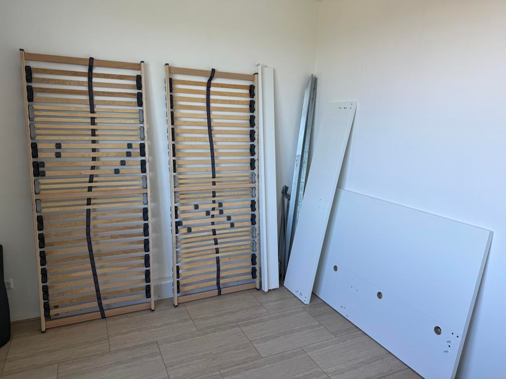 IKEA Malm bed 160x200 incusief onderlades en lattebodems, Ophalen, Tweepersoons, Zo goed als nieuw, 160 cm