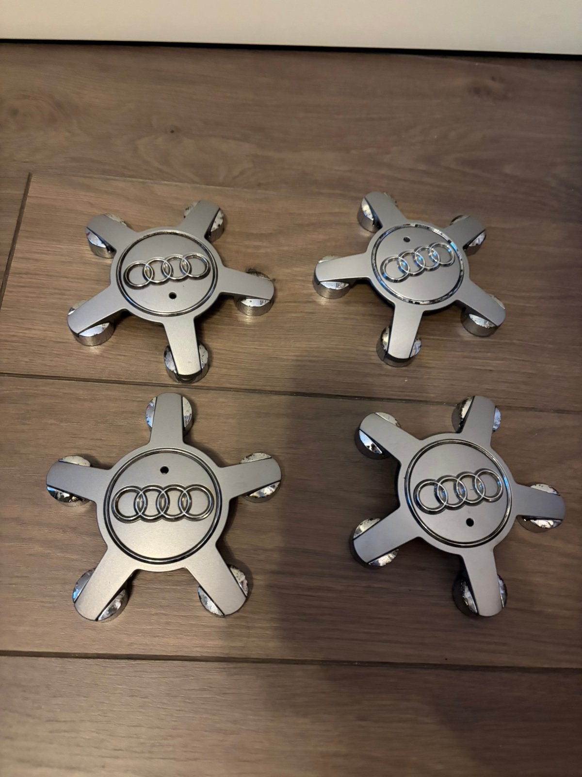 Origineel Audi naafkappen, Ophalen of Verzenden