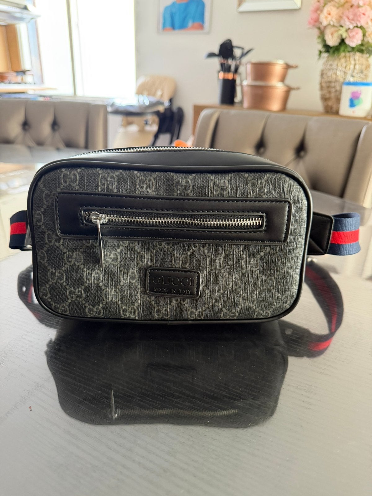 Gucci heuptas Nieuw, Sieraden, Tassen en Uiterlijk, Tassen | Schoudertassen, Ophalen of Verzenden, Zo goed als nieuw, Zwart