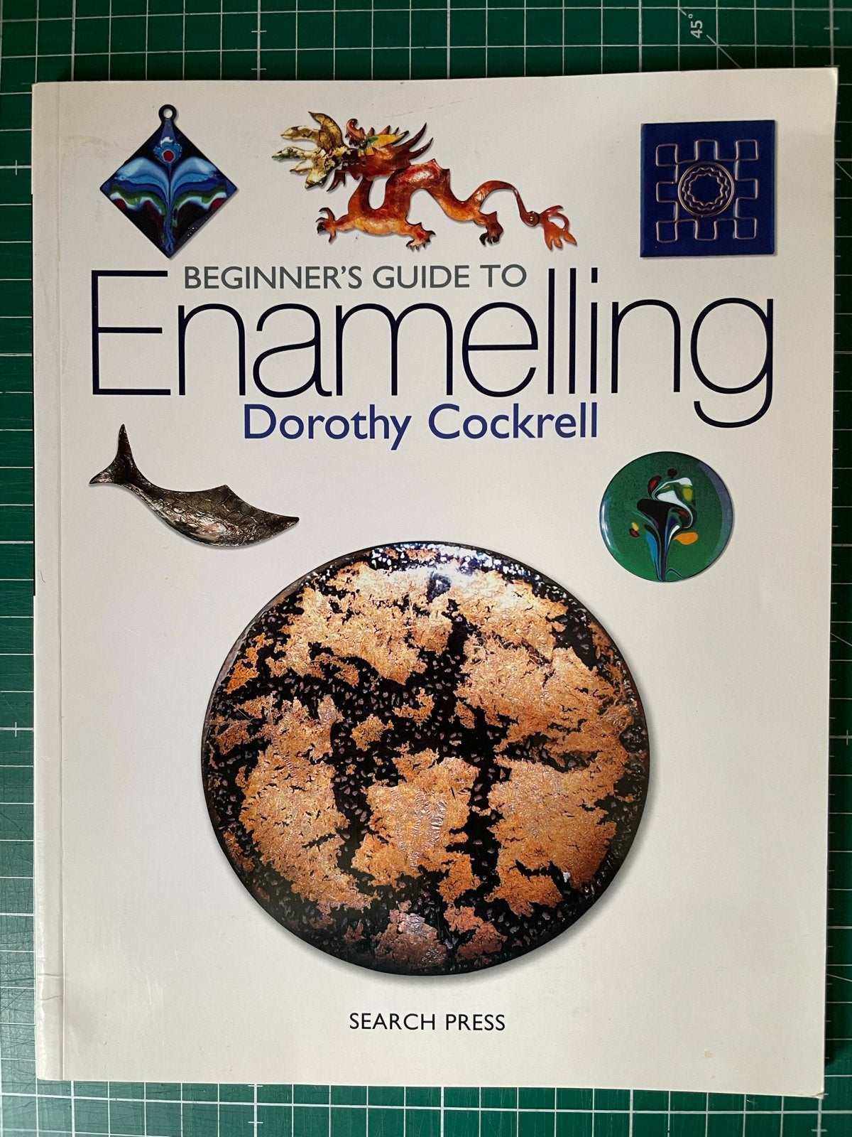 Beginner's Guide to Enamelling - Dorothy Cockrell, Boeken, Ophalen of Verzenden, Zo goed als nieuw, Overige onderwerpen