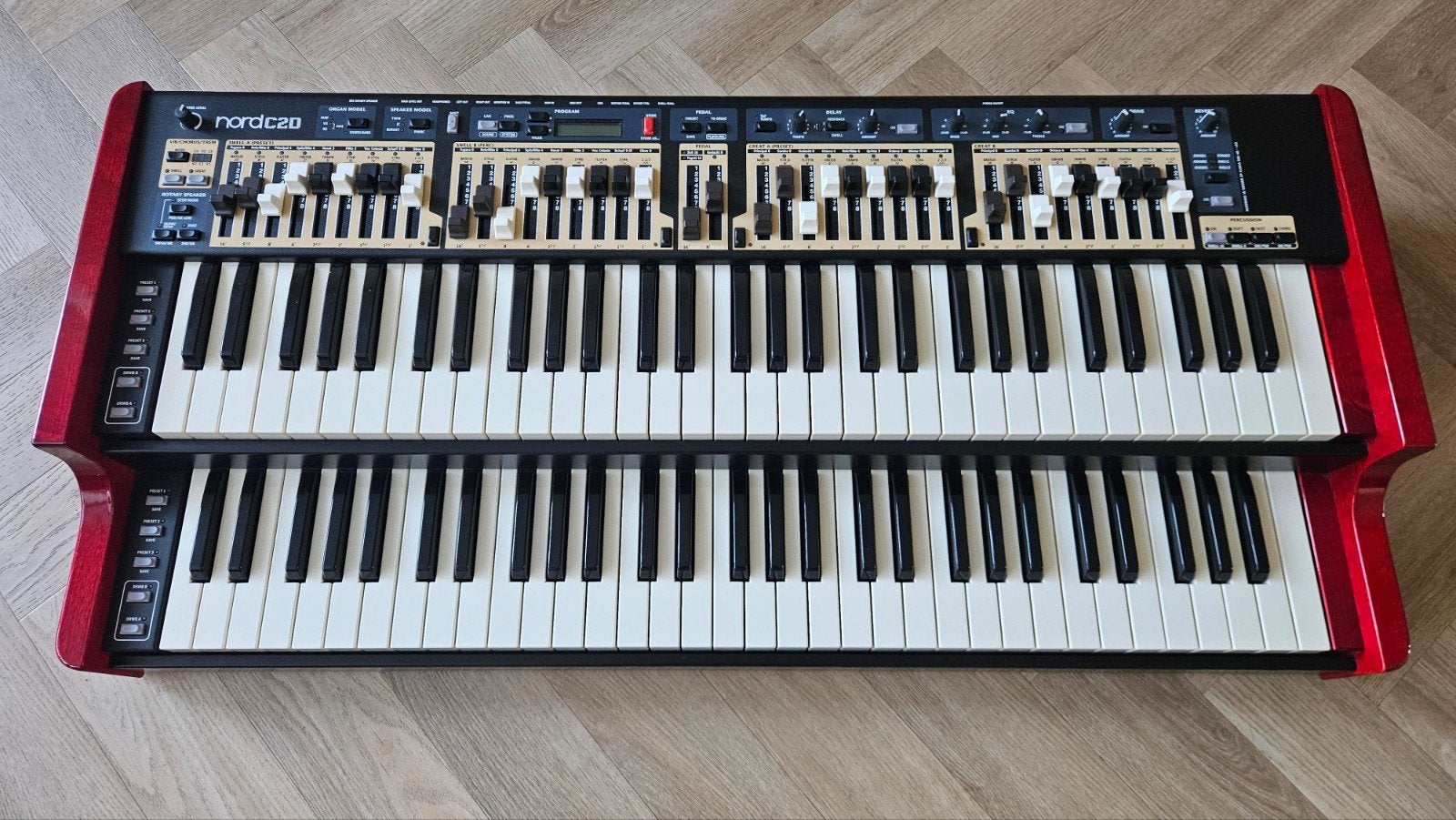 Nord C2D Combo Orgel, in nieuwstaat!, Muziek en Instrumenten, Orgels, Ophalen, Zo goed als nieuw, 2 klavieren, Orgel