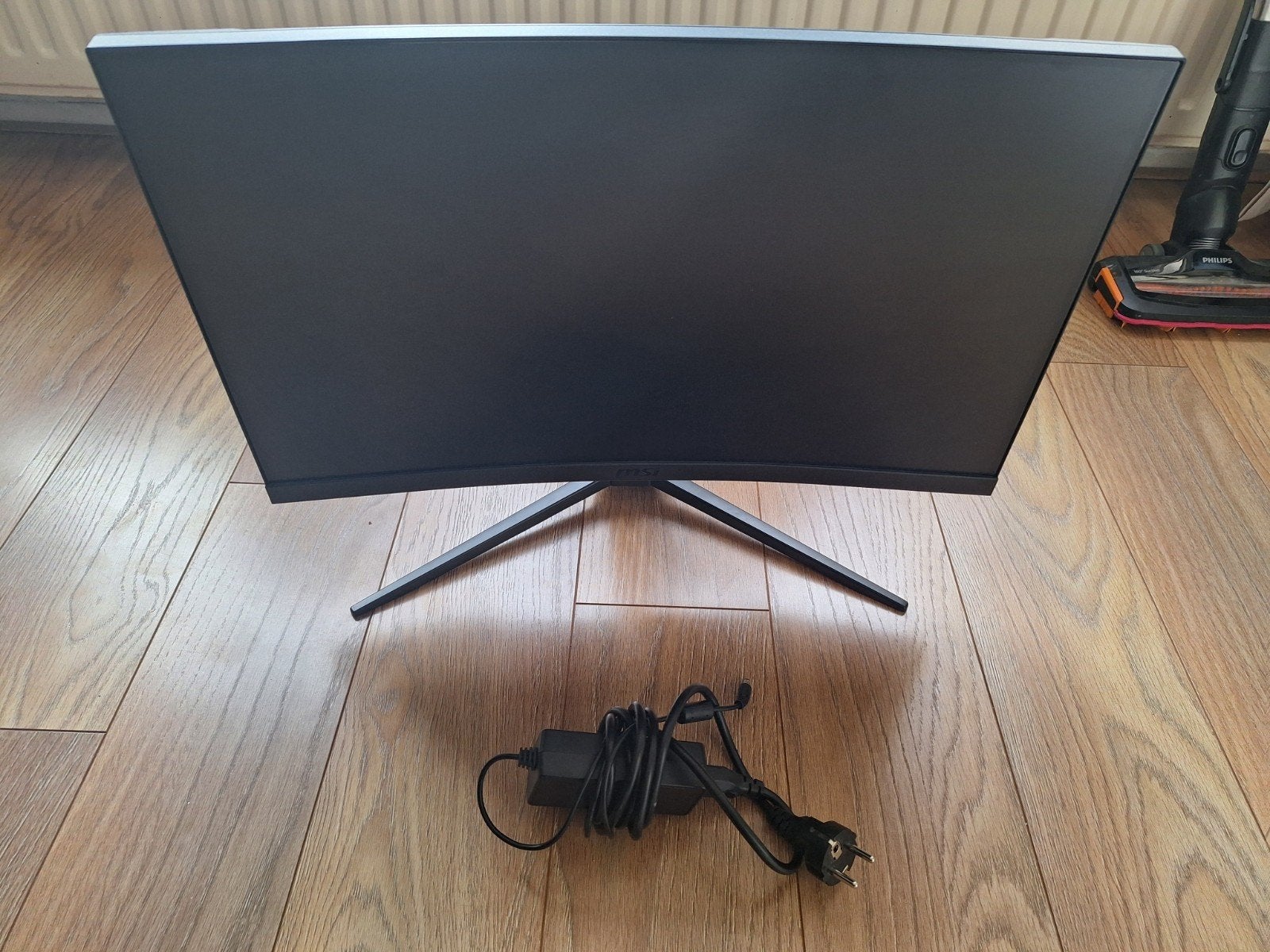 MSI G24C4 E2 Curved Gaming Monitor - full HD 180Hz, Computers en Software, Monitoren, Gaming, S, MSI, Curved