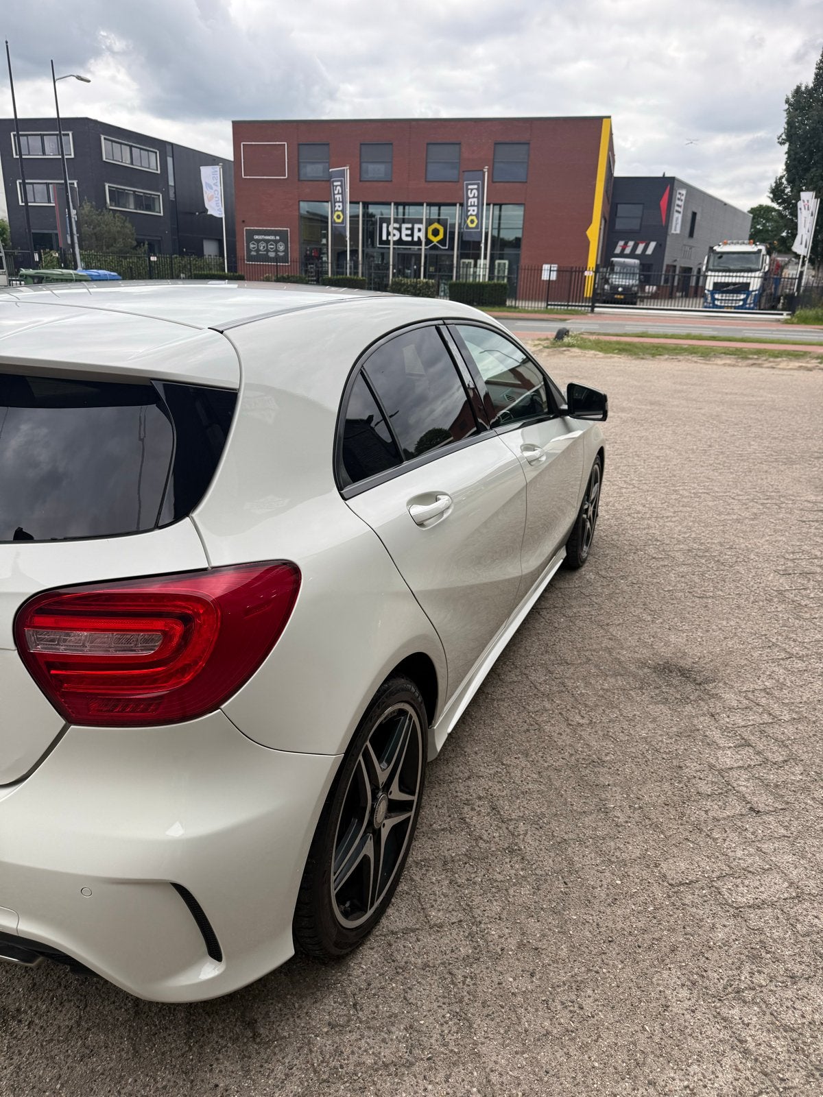 Mercedes-Benz A-Klasse A180 1.6 Blue EFF Aut7 2013 Wit, Auto's, Mercedes-Benz, Particulier, A-Klasse, Benzine, B, Hatchback, Automaat