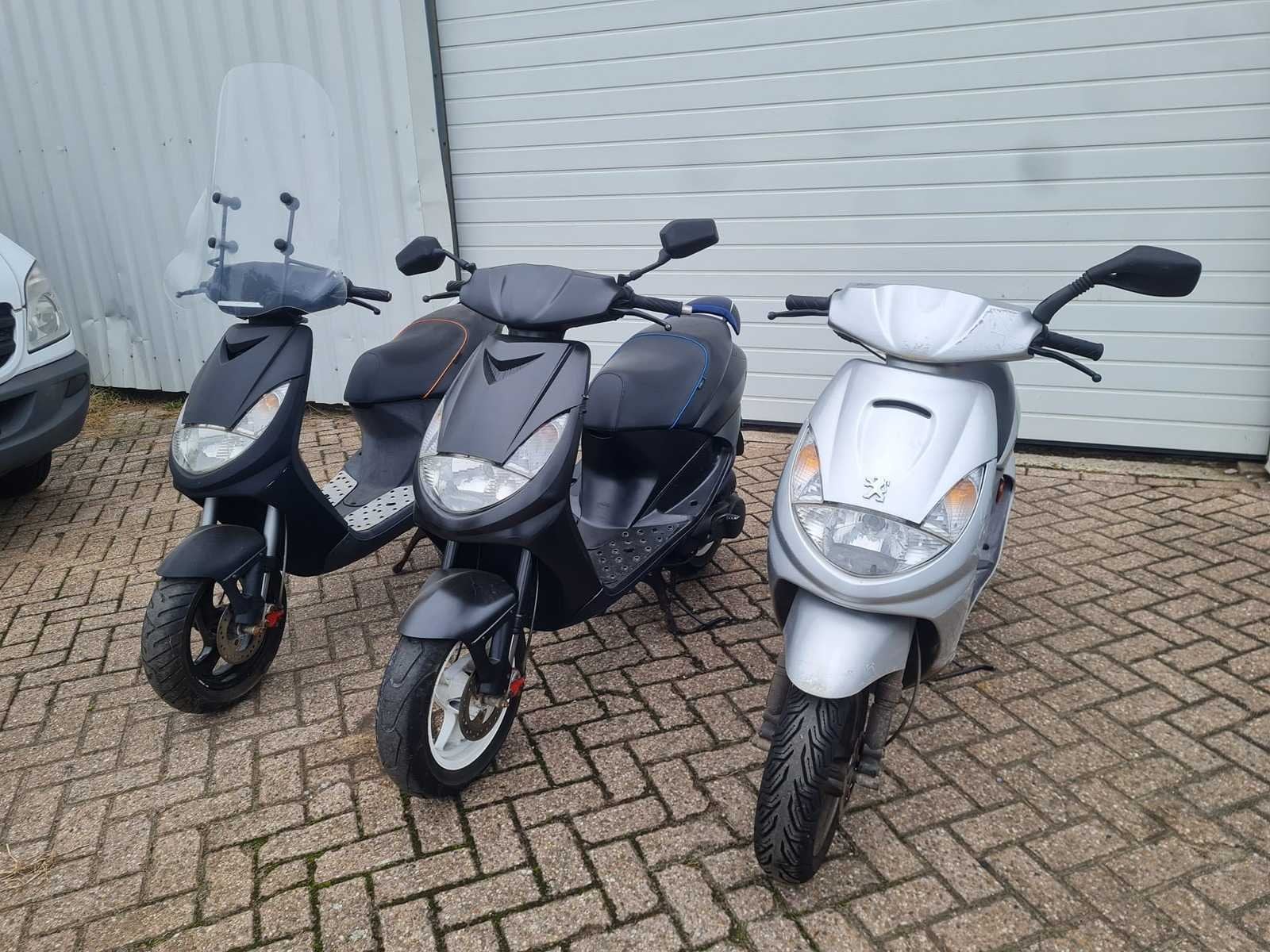 3 * Peugeot - scooters - Viva City "Basic" - Scooter, Gebruikt, Vivacity