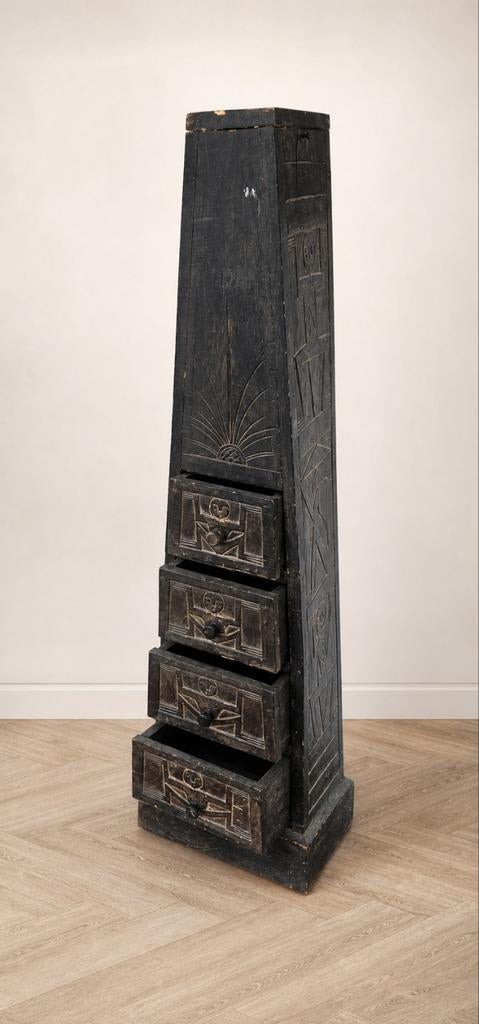 Unieke handgesneden houten kast met lades, Antiek en Kunst, Antiek | Meubels | Kasten, Ophalen of Verzenden