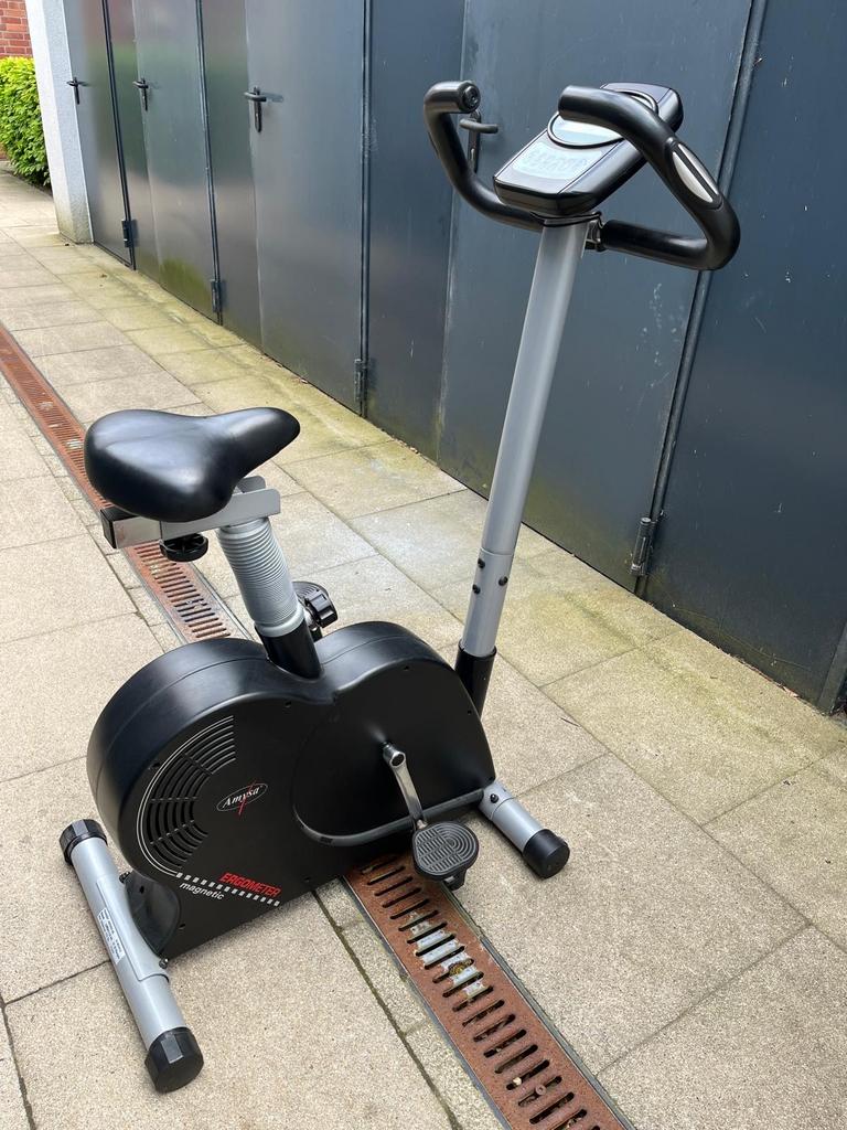 Amysa Fitness Hometrainer, Sport en Fitness, Fitnessapparatuur, Zo goed als nieuw, Hometrainer, Benen, Metaal, Ophalen