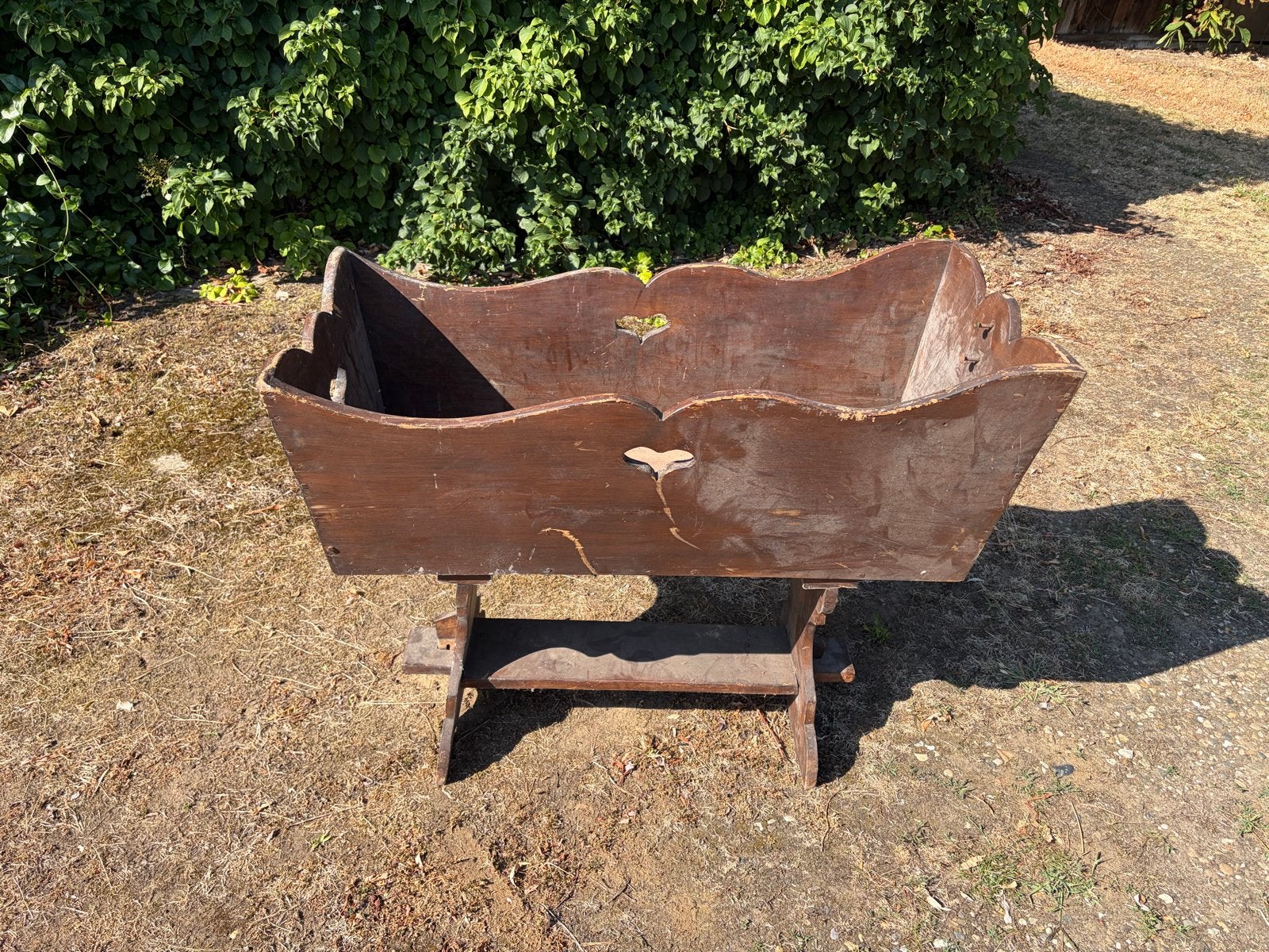 Antieke/brocante houten kribbe/babybedje, Ophalen