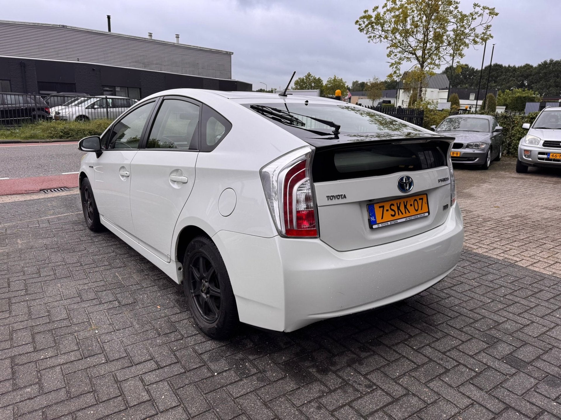 Toyota Prius 1.8 Business trekhaak half leer compleet dealer, Euro 5, Gebruikt, 1340 kg, 4 cilinders