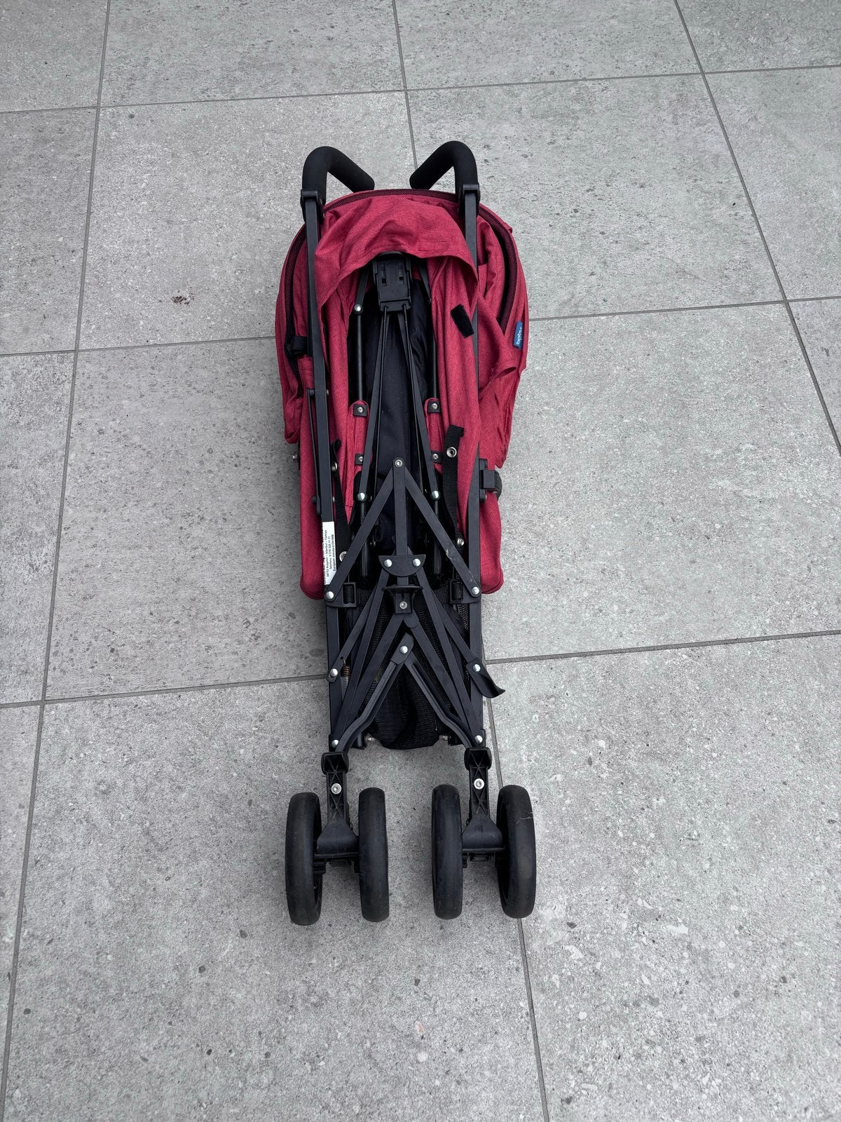 Compacte en lichtgewicht buggy - Ideaal voor reizen, Kinderen en Baby's, Ophalen, Zo goed als nieuw, Kinderwagen, Overige merken