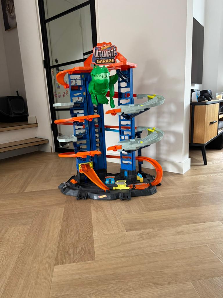 Hot Wheels City Ultimate Garage Robo T-Rex., Ophalen of Verzenden, Gebruikt, Handmatig, Hot Wheels