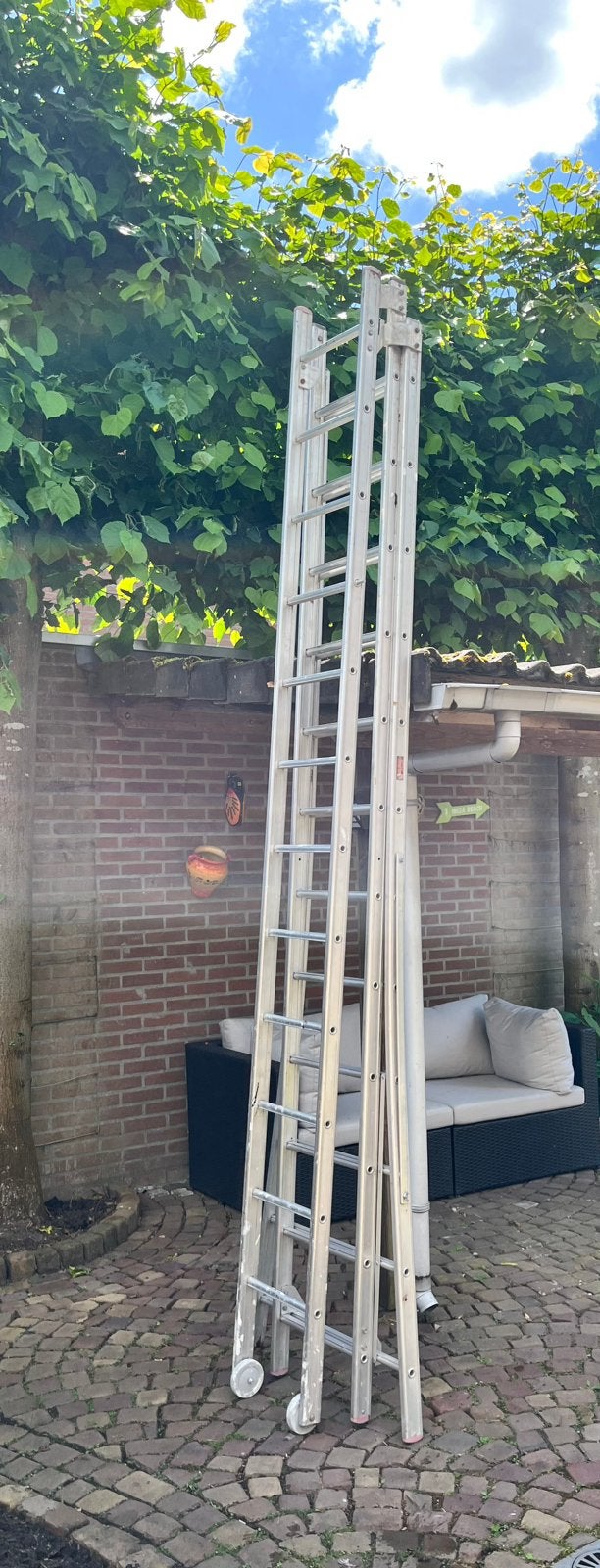 Uitschuifbare ladder, Doe-het-zelf en Verbouw, Ladders en Trappen, Ophalen, Gebruikt, Ladder, 4 meter of meer