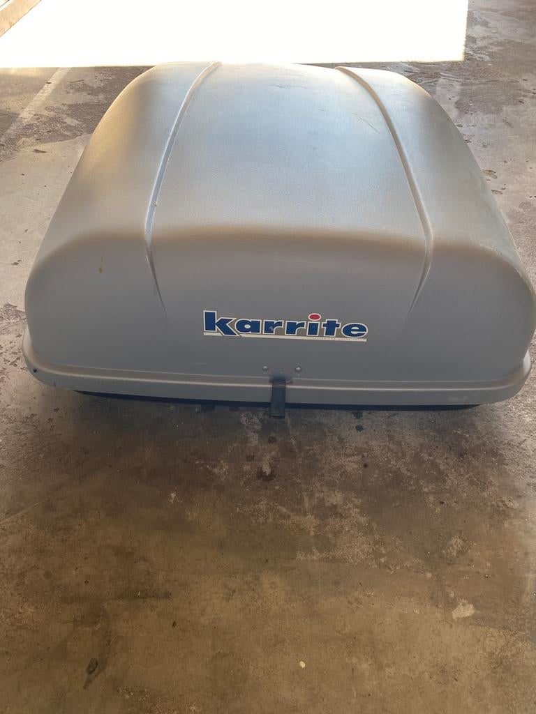Karirite koffer in goede staat met beugels, Auto diversen, Dakkoffers, Ophalen of Verzenden, Gebruikt