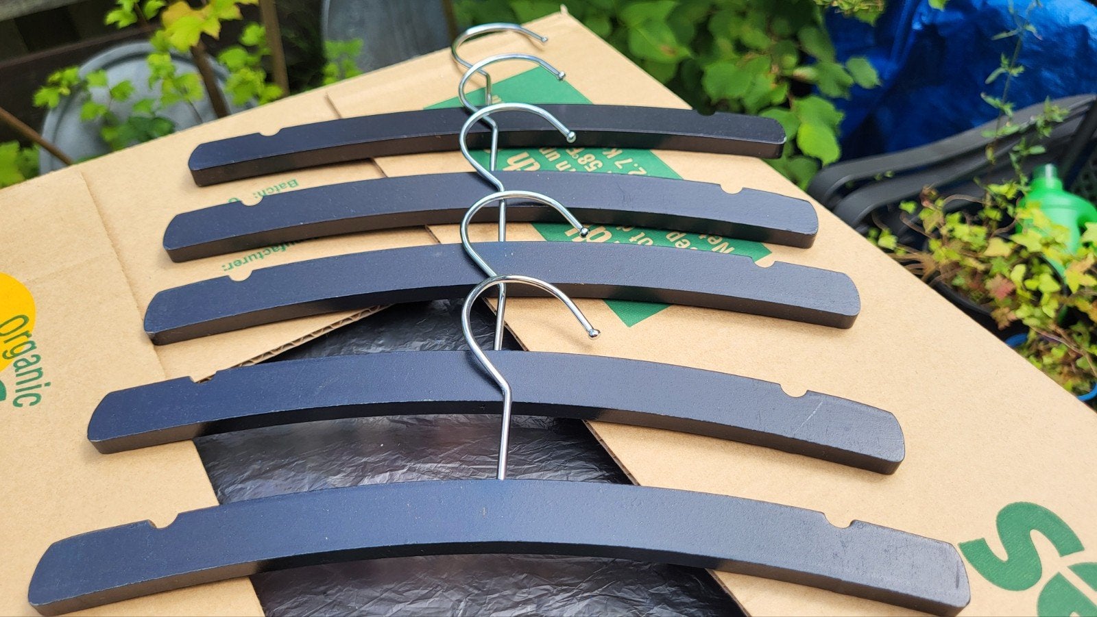 Huizen - GRATIS BABY KLEDING HANGERS, Ophalen