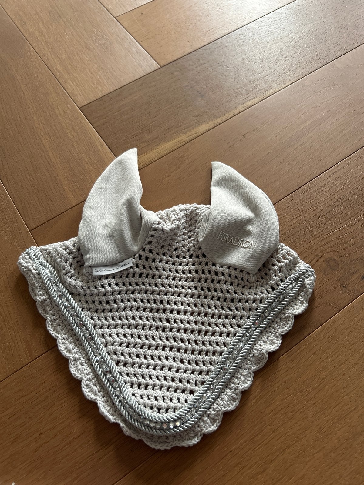 Prachtig eskadron oornetje maat pony, Ophalen of Verzenden, Zo goed als nieuw, Dressuur