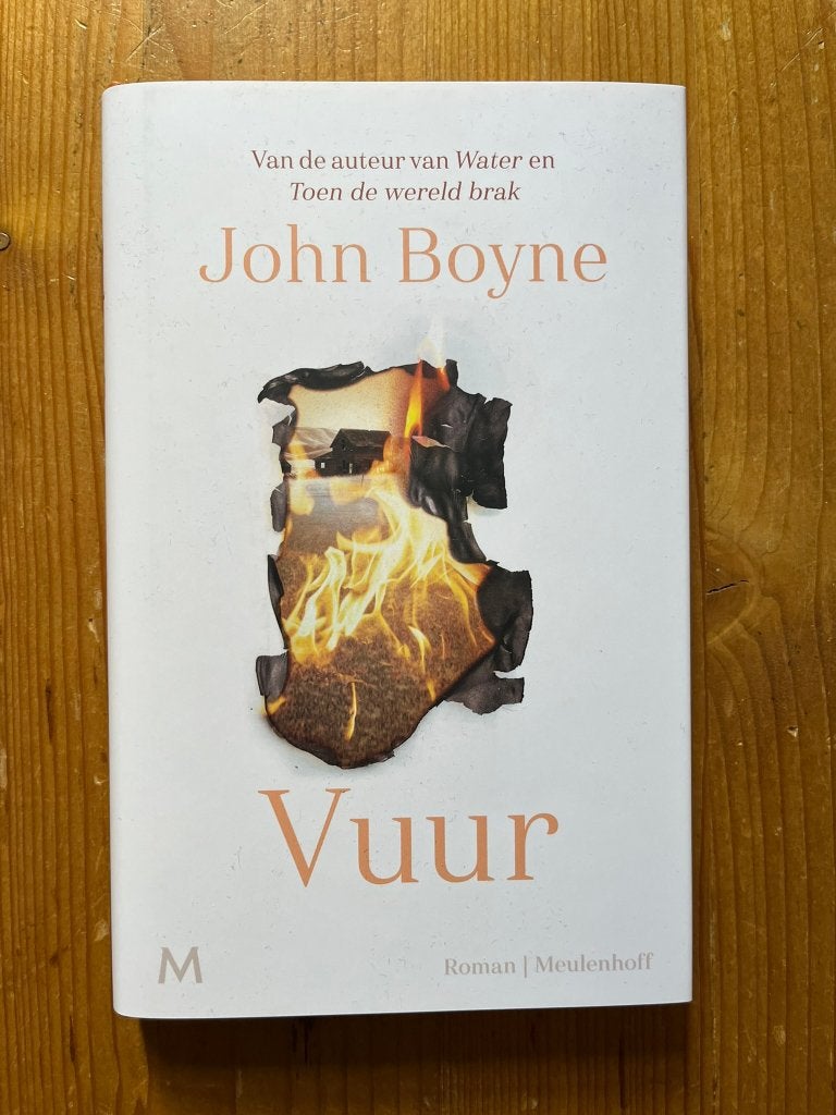 John Boyne / Vuur, Ophalen of Verzenden, Zo goed als nieuw