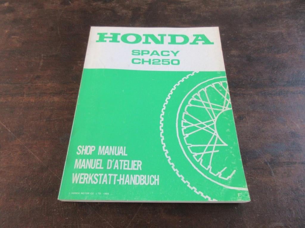 Honda Spacy CH250 werkplaatshandboek repair manual, Motoren, Ophalen of Verzenden, Honda