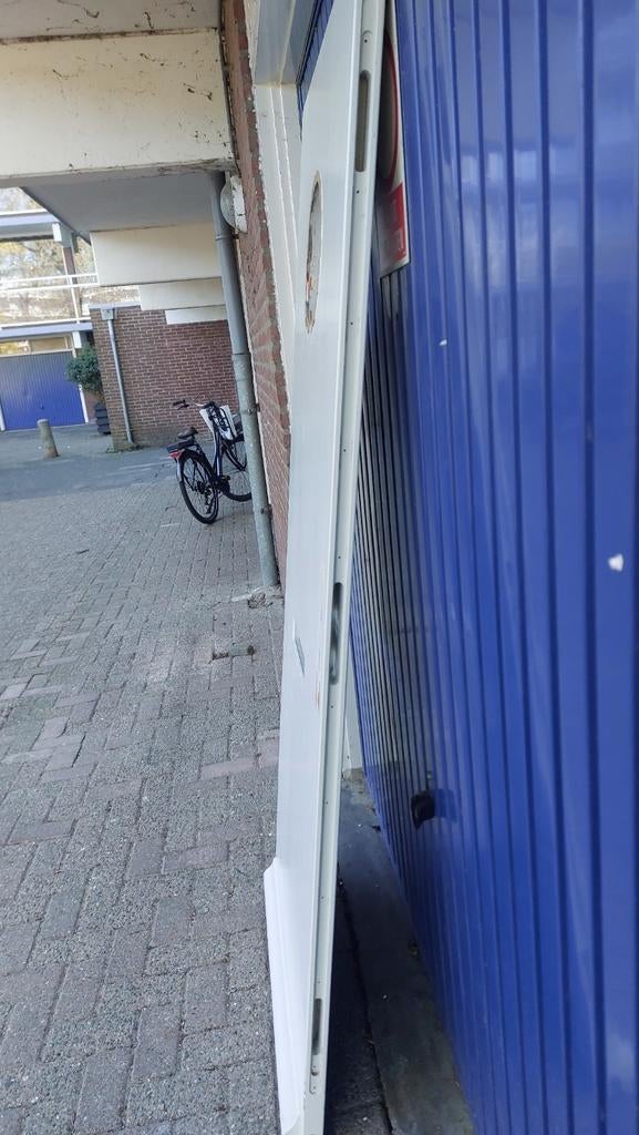 Voordeur zo goed als nieuw, Doe-het-zelf en Verbouw, Deuren en Horren, Ophalen of Verzenden, Zo goed als nieuw, Buitendeur, 200 tot 215 cm