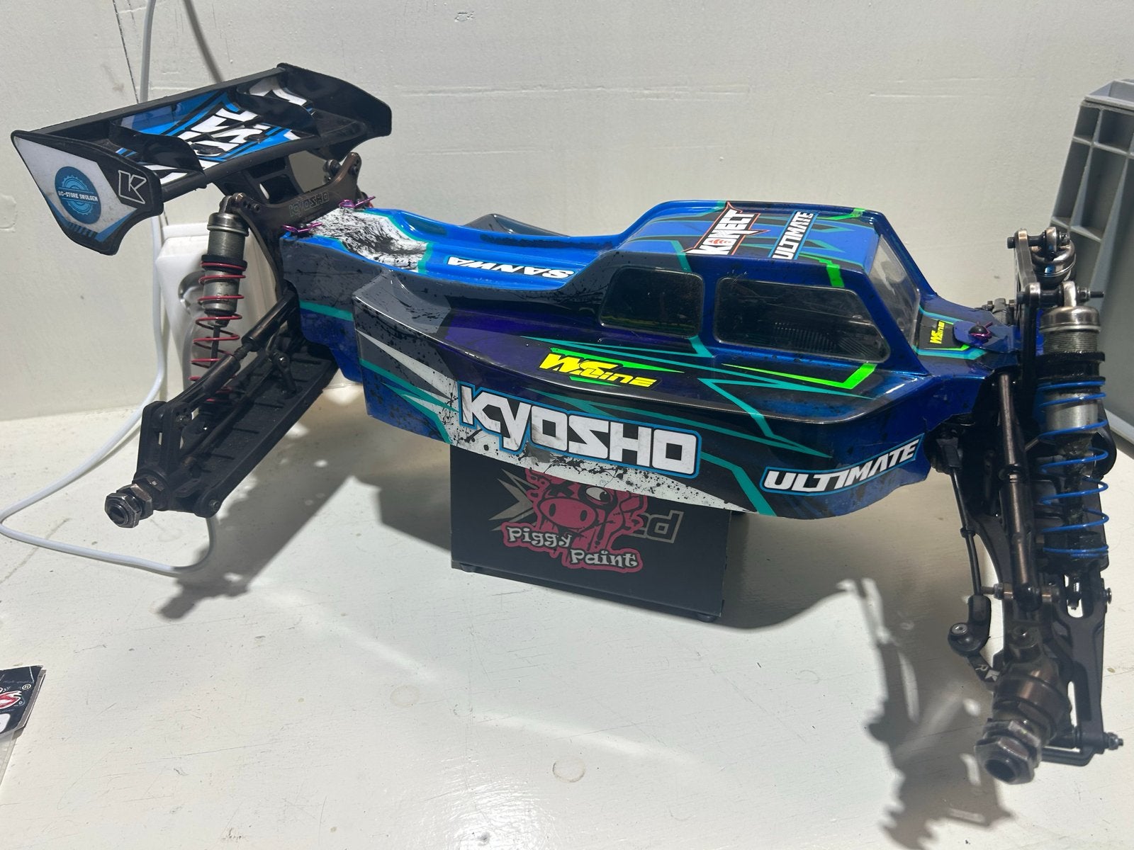 Kyosho Wed Truggy met onderdelen en wielen set, Overige merken, Gebruikt, Ophalen of Verzenden, Groter dan 1:32