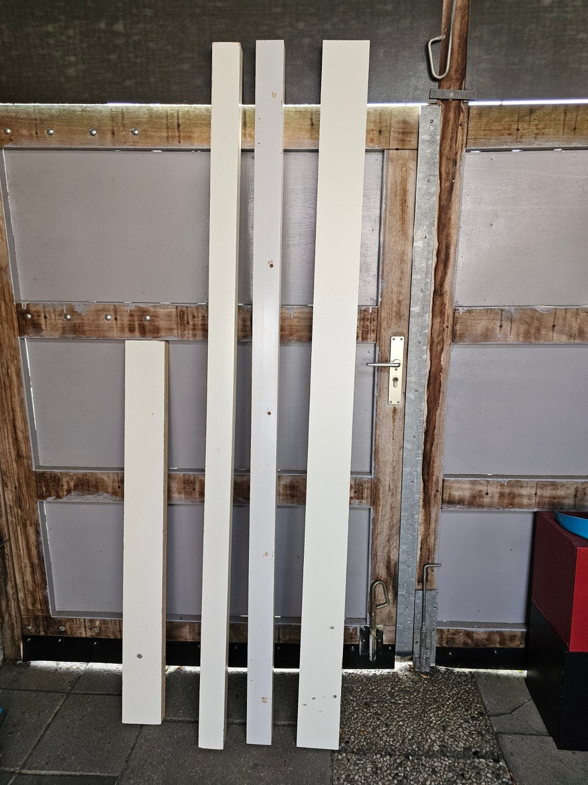 4 witte balken van IKEA bed, diverse maten, Doe-het-zelf en Verbouw, Ophalen, Gebruikt, 25 tot 50 mm, 200 tot 250 cm